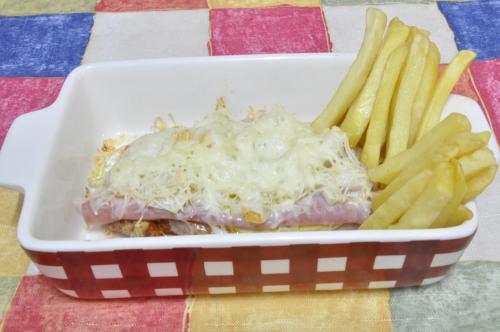 Grilované vepřové plátky s hranolky – Snadné Česko recept, zvládnete za 30 - 45 minut